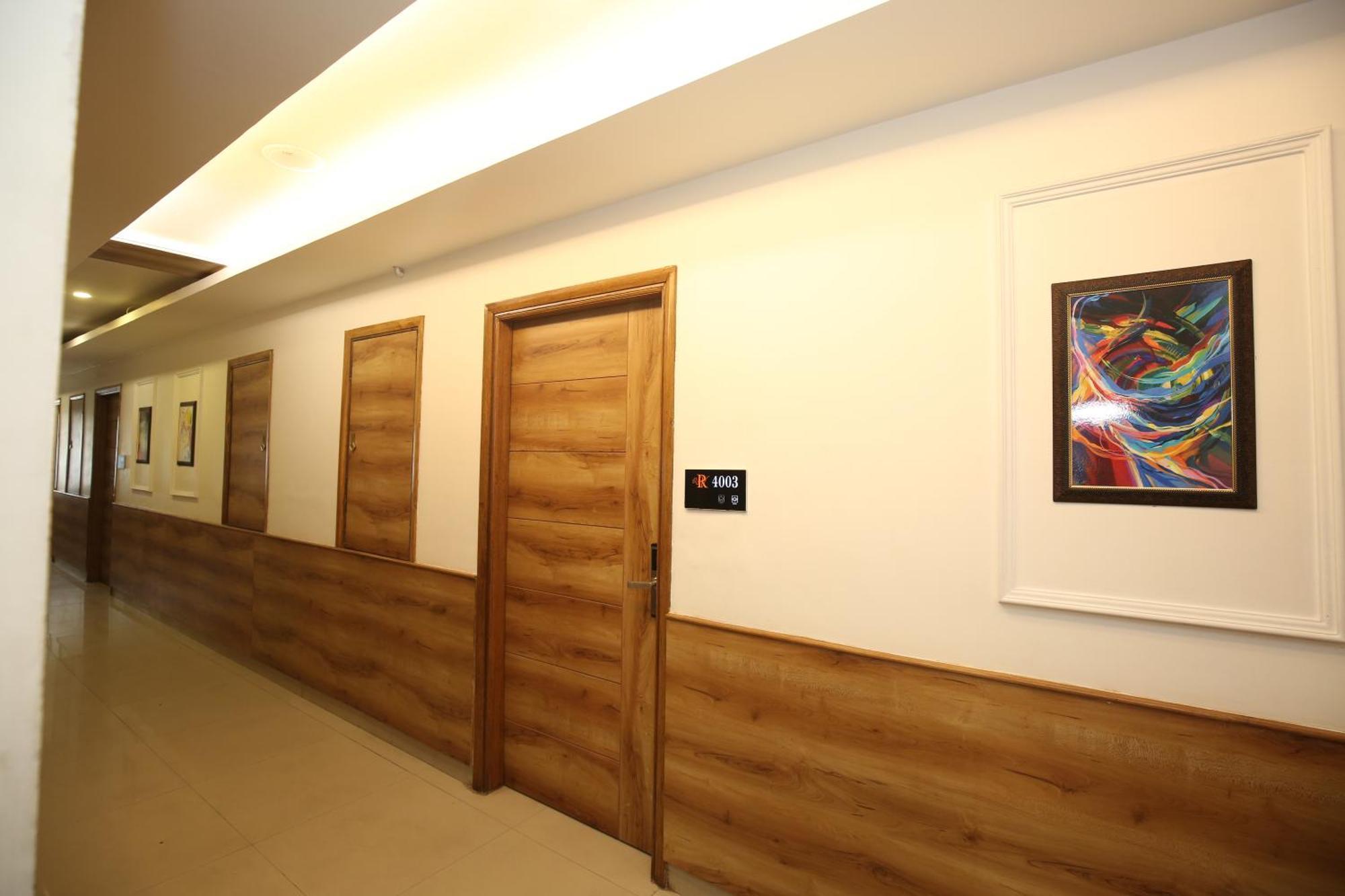 Hotel R V Regency Amritsar Exterior foto