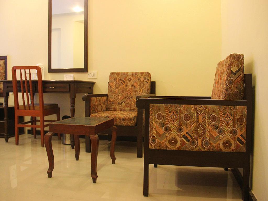 Hotel R V Regency Amritsar Exterior foto