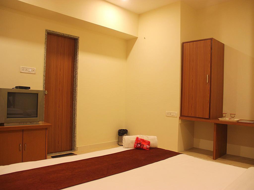 Hotel R V Regency Amritsar Exterior foto