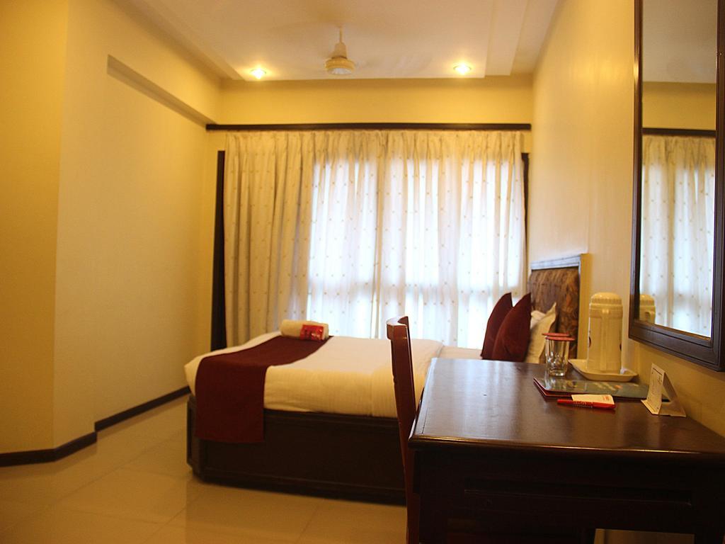 Hotel R V Regency Amritsar Exterior foto