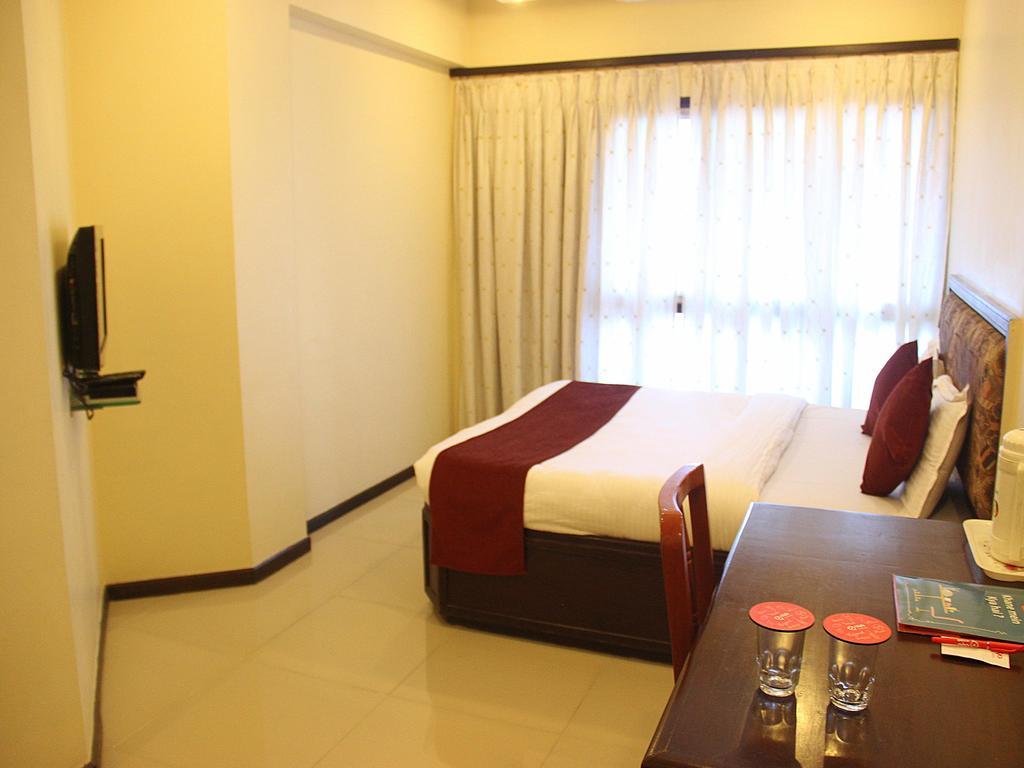 Hotel R V Regency Amritsar Exterior foto